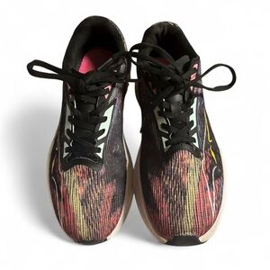 Athletic Avia Women’s Running Shoes Size 8.5 Lightweight & Colorful Comfort
